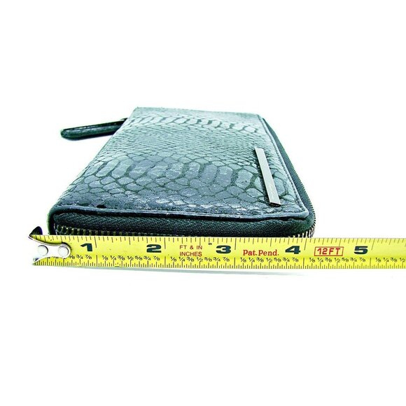 Kenneth Cole NY Full Zip Around Wallet Clutch Organizer Black Sliver Faux Snake - Picture 11 of 12